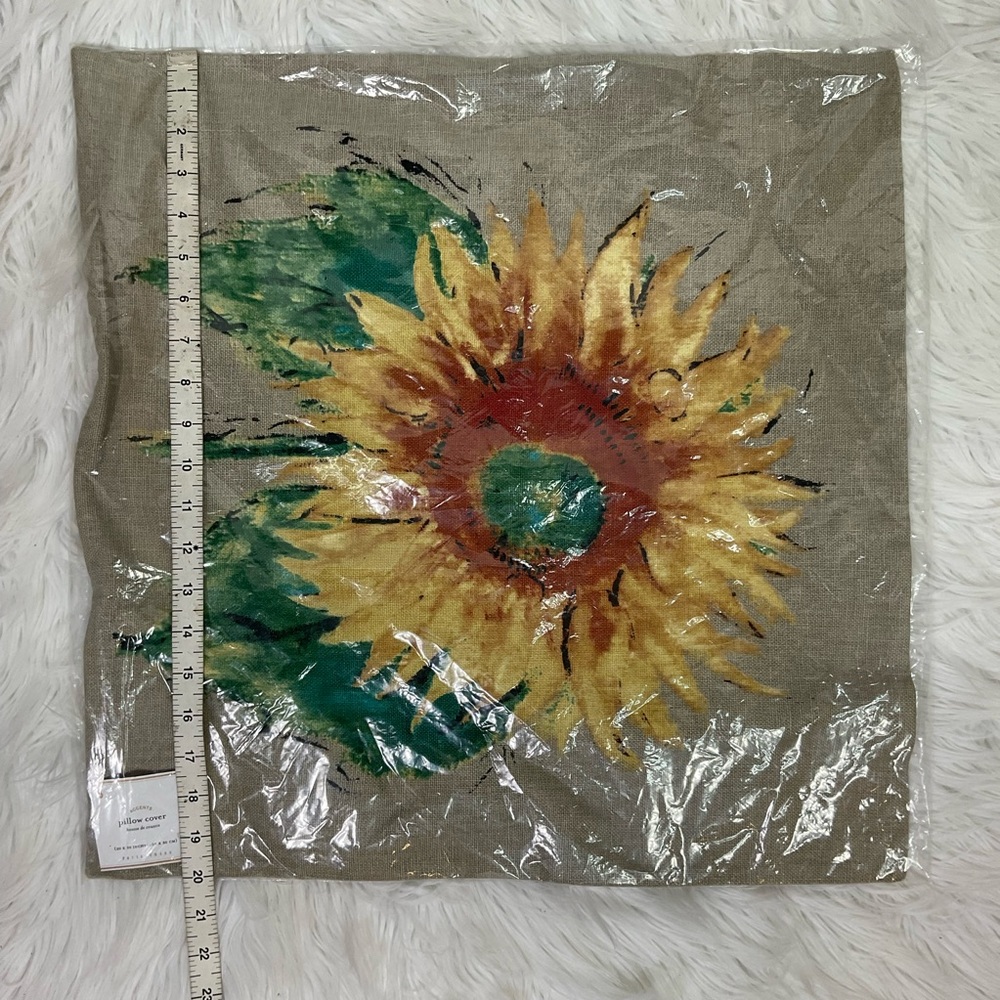 NEW Pottery Barn painted sunflower indoor/ outdoor square pillow case - Picture 3 of 7